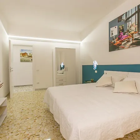 Casa Leone Rome