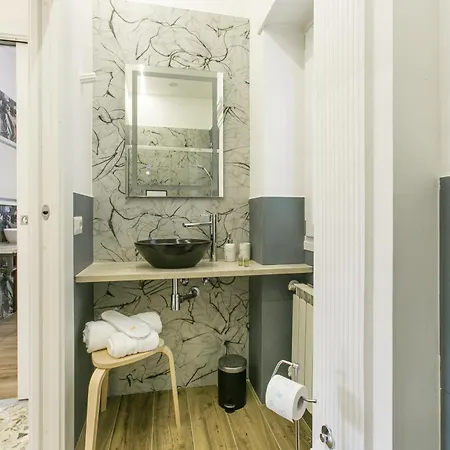 Casa Leone Roma